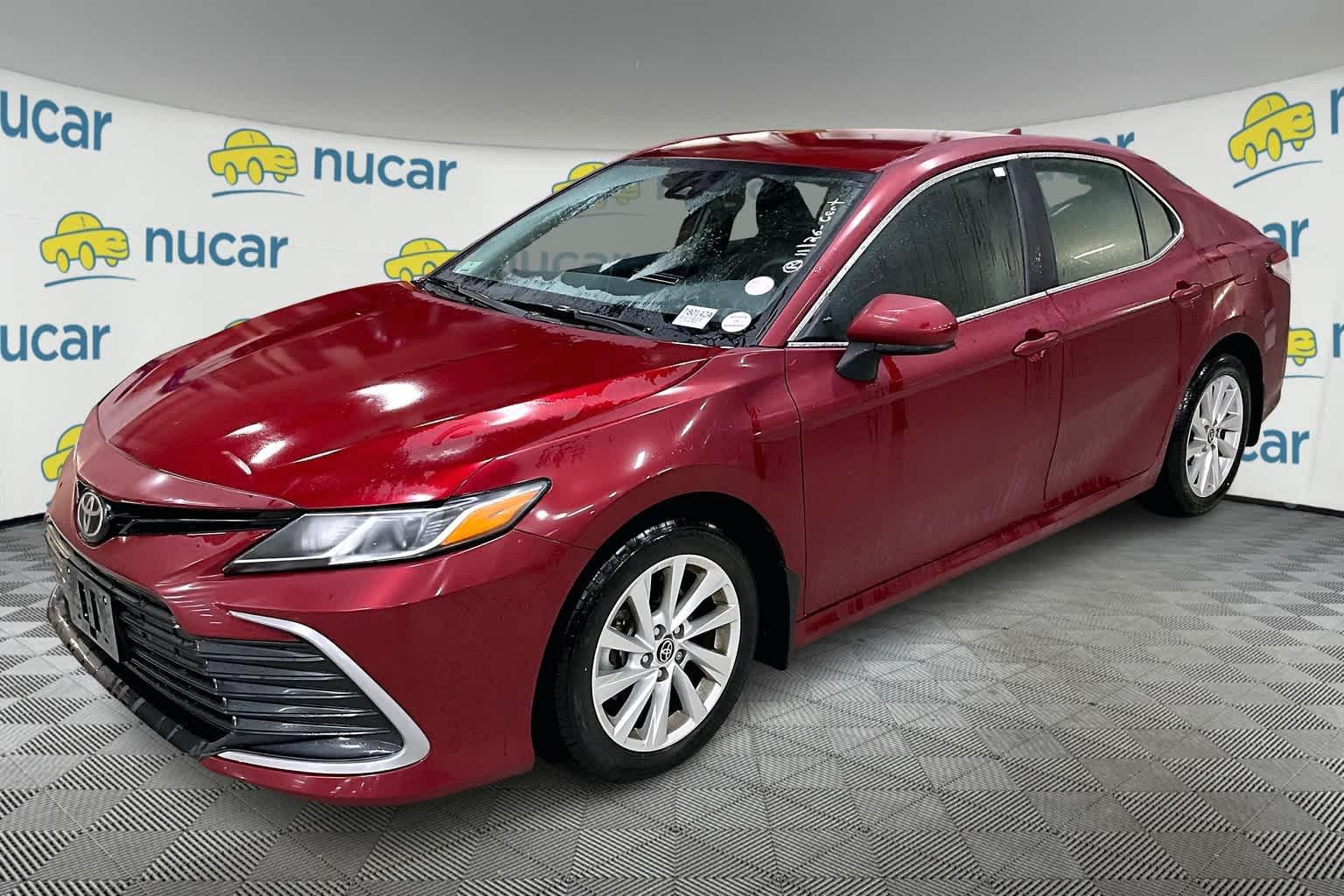 2022 Toyota Camry LE - Photo 3