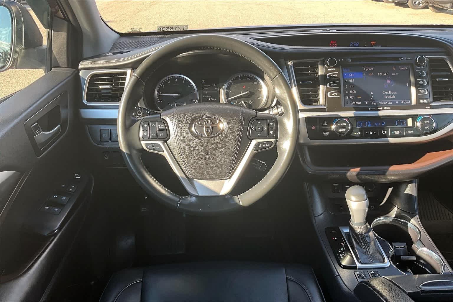 2019 Toyota Highlander XLE - Photo 18