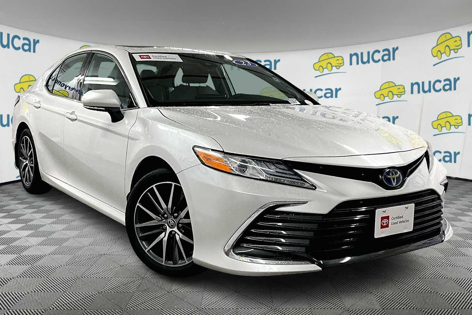 2023 Toyota Camry Hybrid XLE