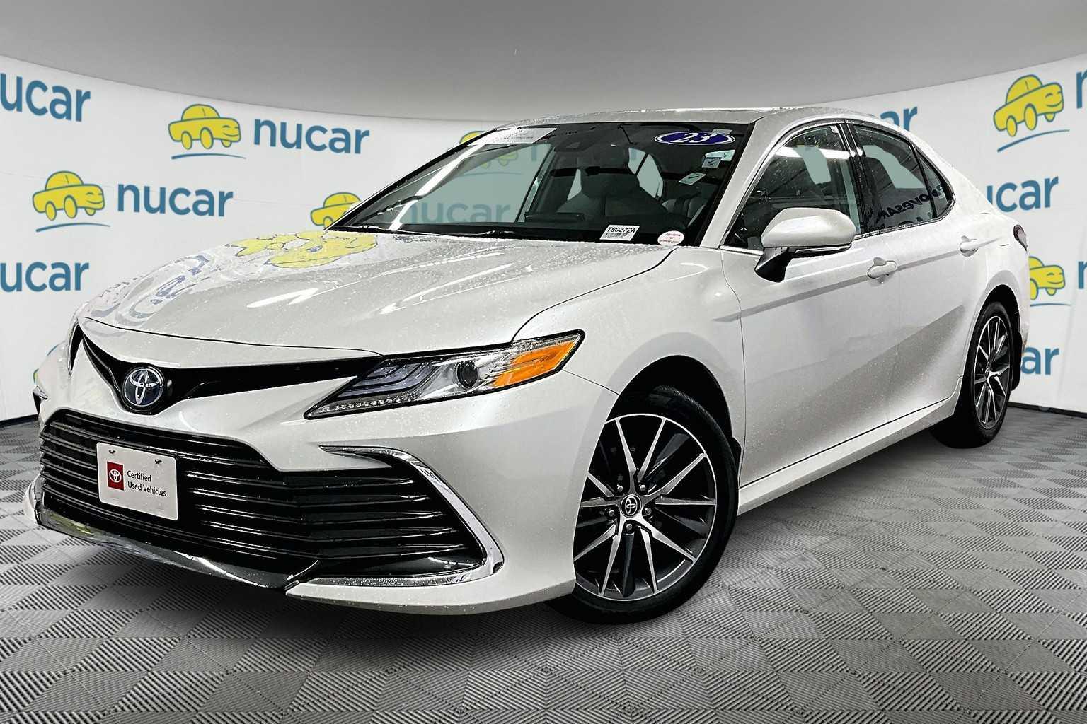 2023 Toyota Camry Hybrid XLE - Photo 3