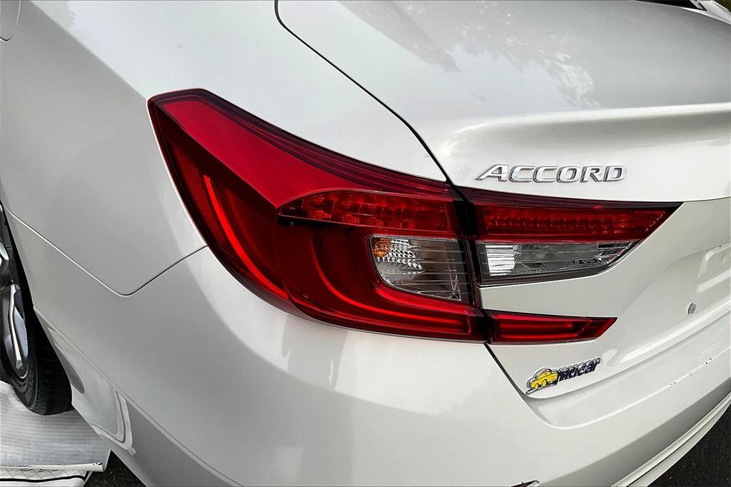 2020 Honda Accord LX - Photo 32