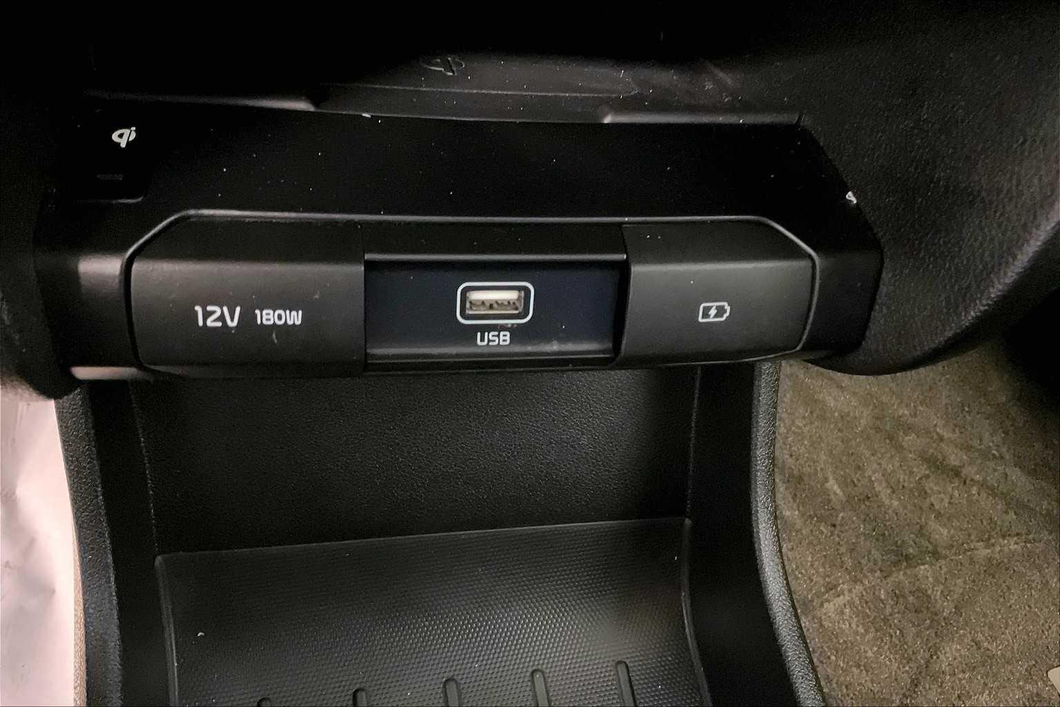 2022 Kia Niro EV EX Premium - Photo 27