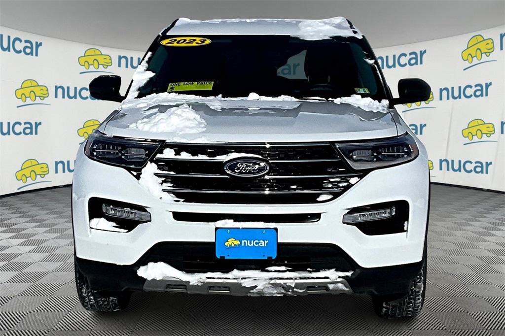 2023 Ford Explorer XLT - Photo 2