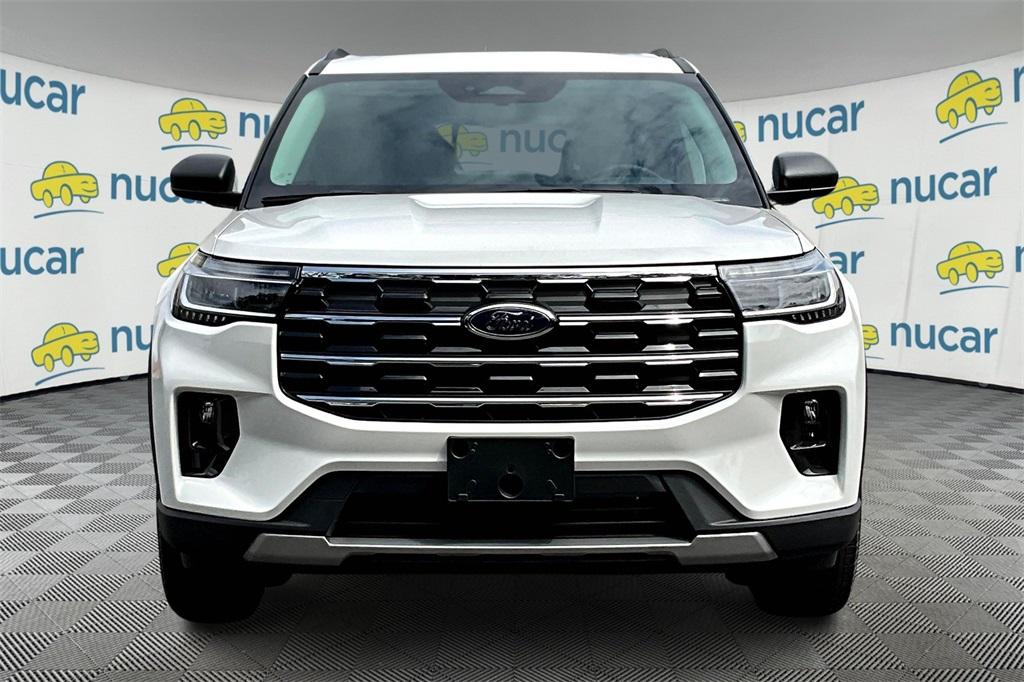 2025 Ford Explorer Active - Photo 2