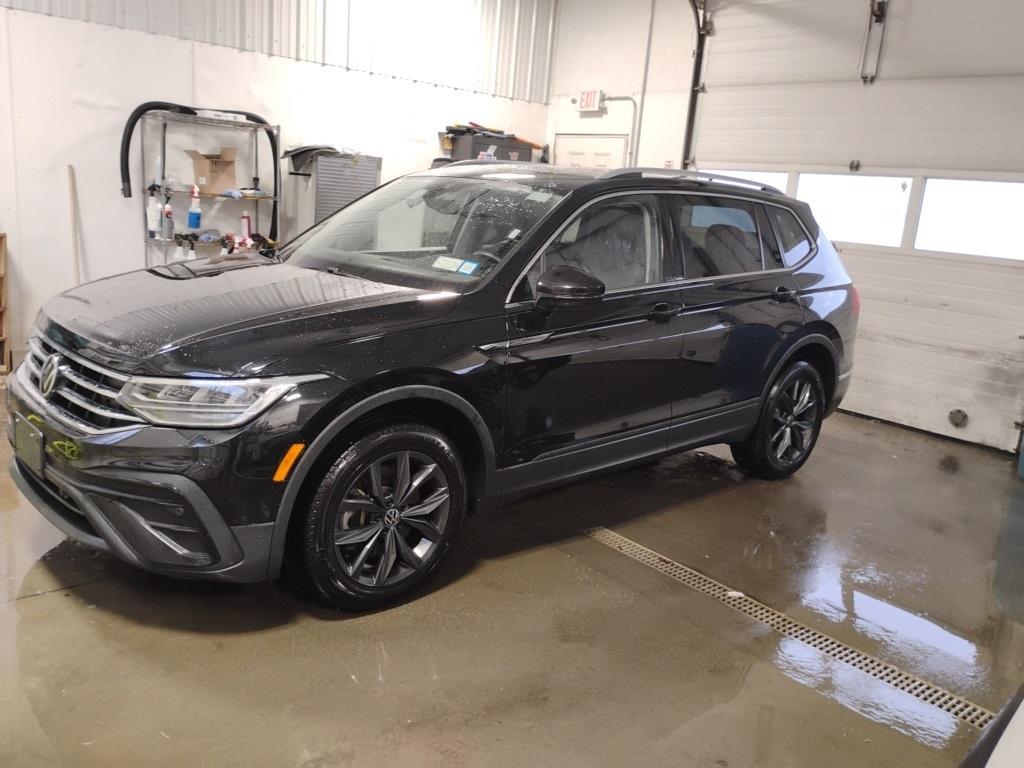 2022 Volkswagen Tiguan 2.0T SE - Photo 2