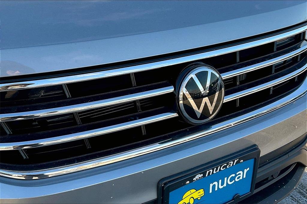 2022 Volkswagen Tiguan 2.0T SE - Photo 29