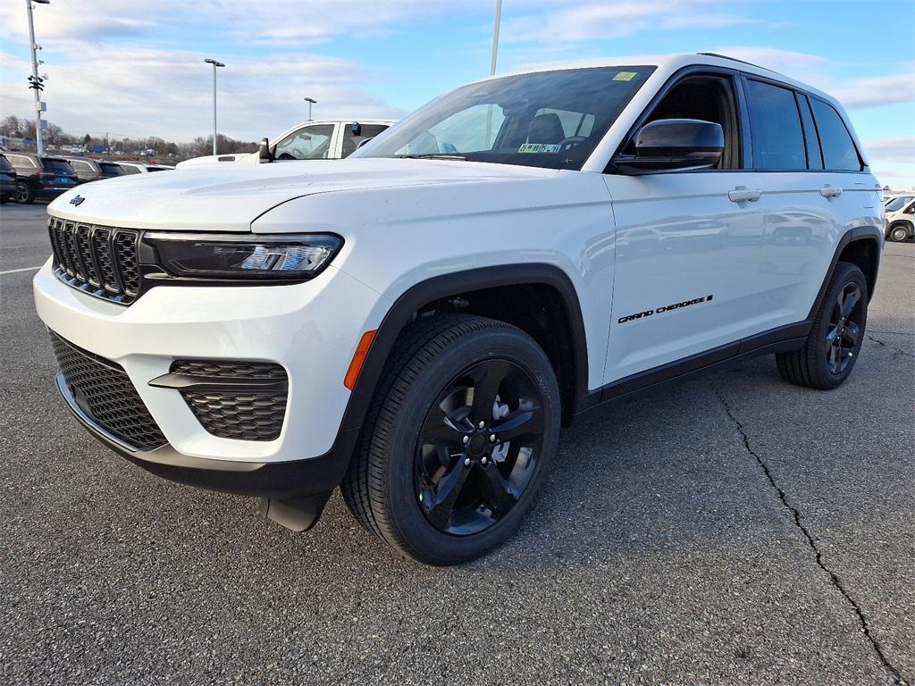 2025 Jeep Grand Cherokee Altitude X - Photo 2