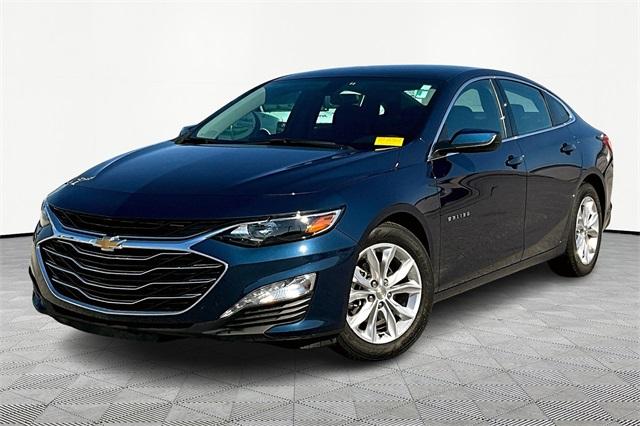 2022 Chevrolet Malibu LT - Photo 3