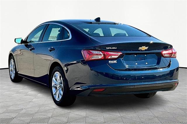 2022 Chevrolet Malibu LT - Photo 4