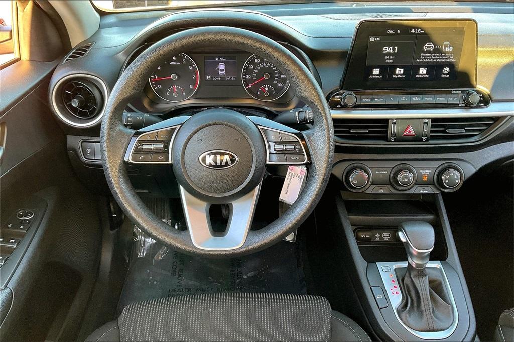 2021 Kia Forte LXS - Photo 16