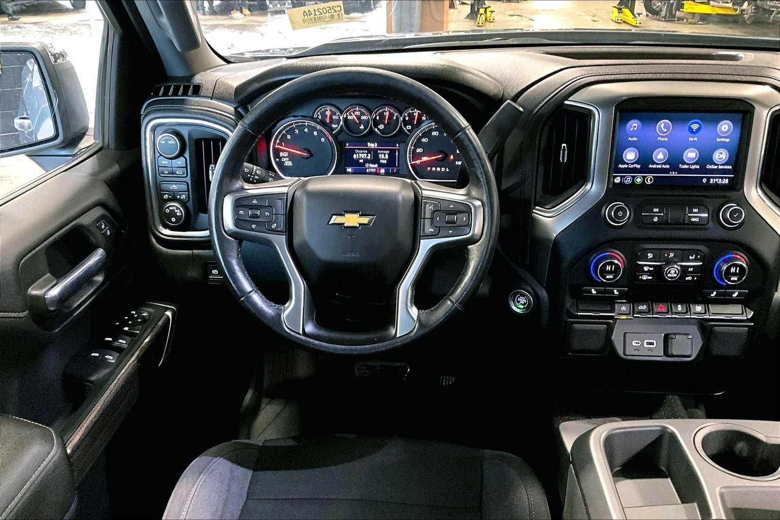 2021 Chevrolet Silverado 1500 LT 4WD Crew Cab 147 - Photo 17