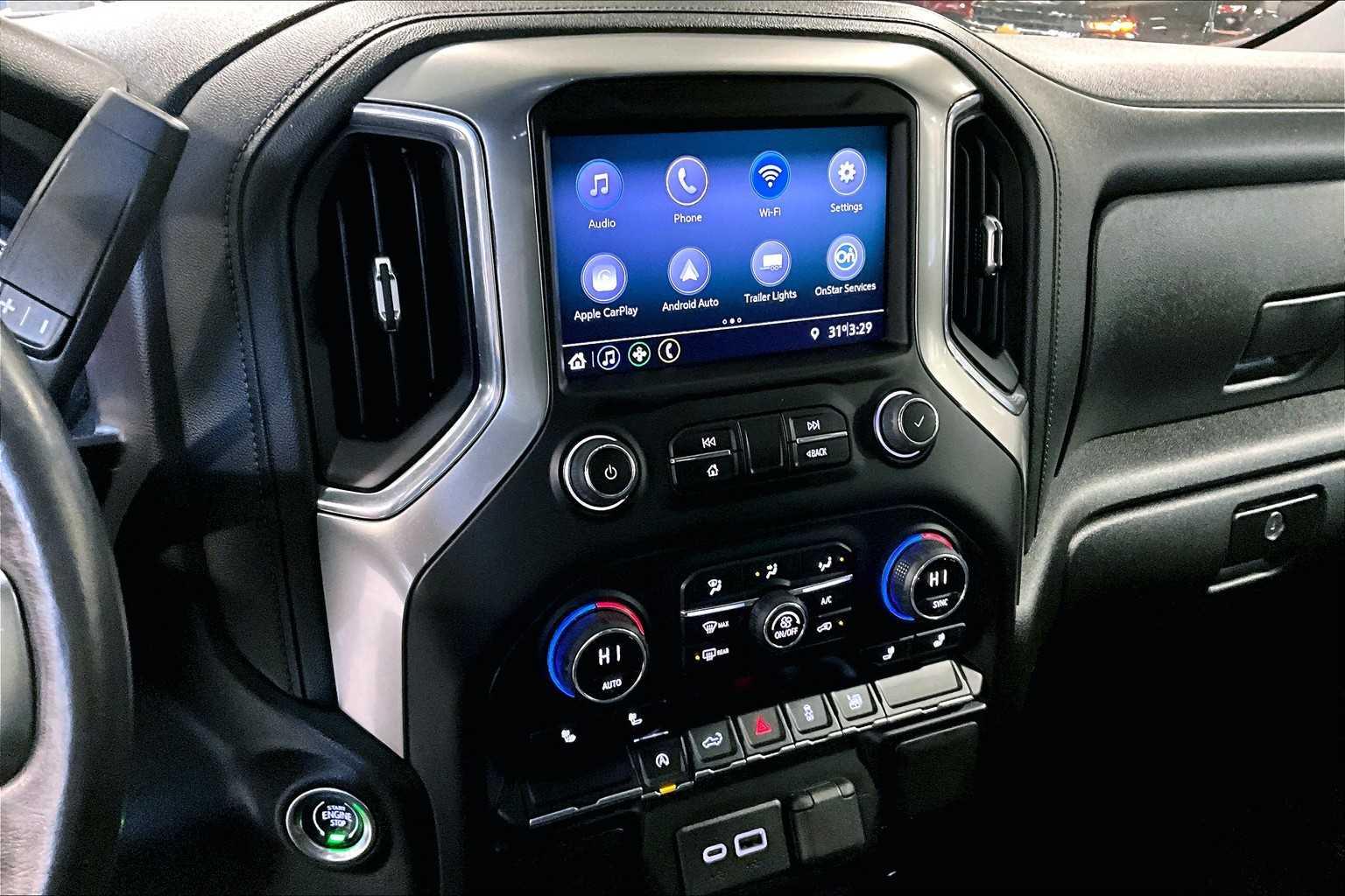 2021 Chevrolet Silverado 1500 LT 4WD Crew Cab 147 - Photo 18