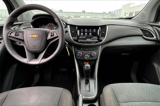 2022 Chevrolet Trax LS - Photo 15