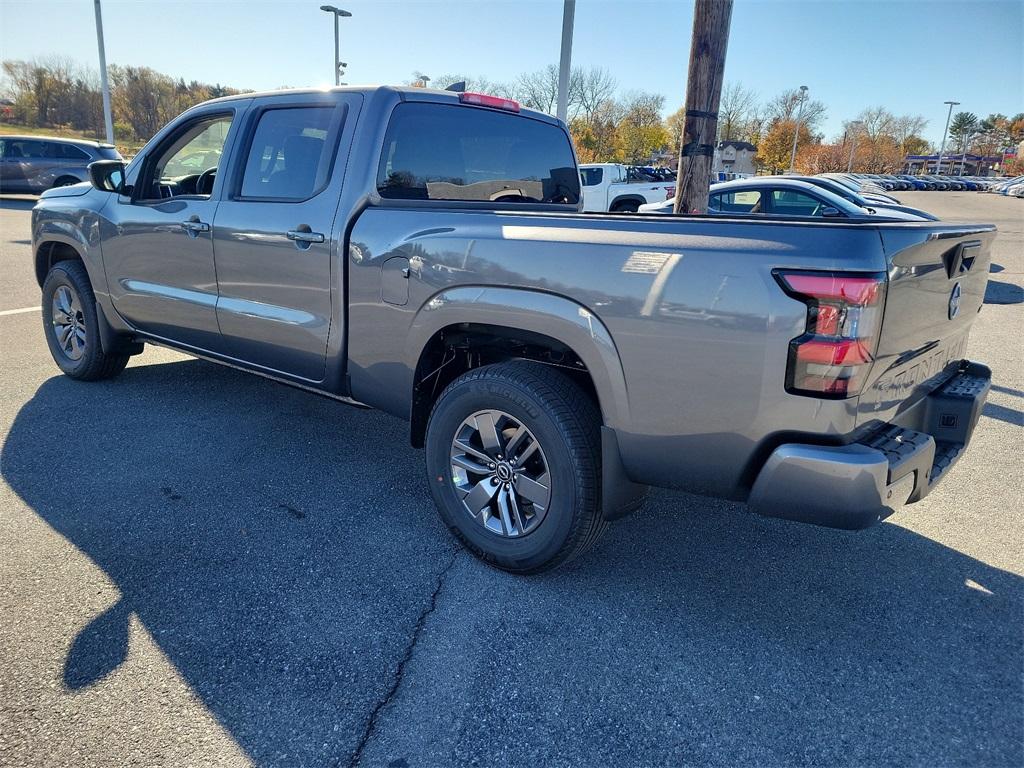 2025 Nissan Frontier SV - Photo 3