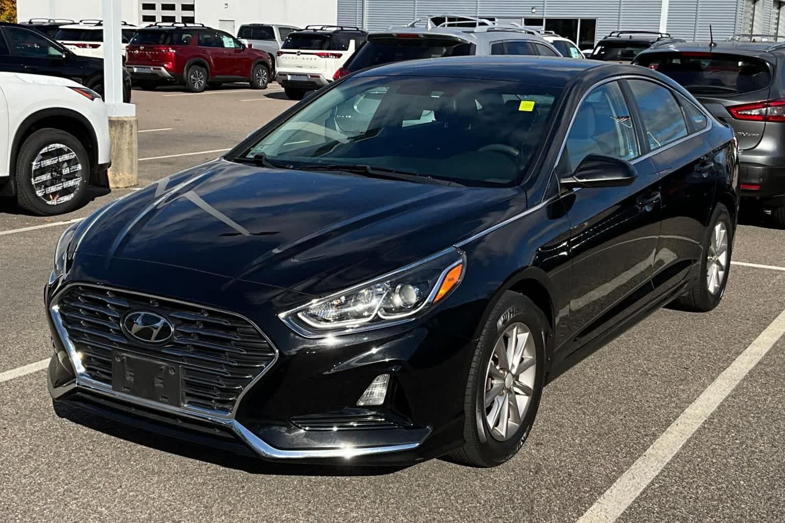 2018 Hyundai Sonata SE - Photo 3