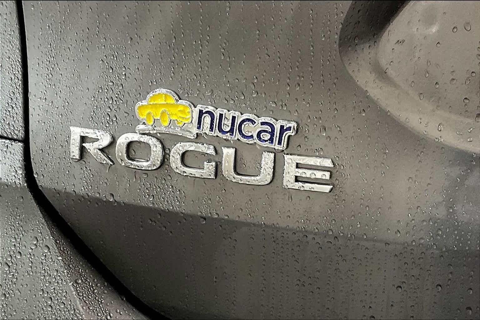 2018 Nissan Rogue SV - Photo 28