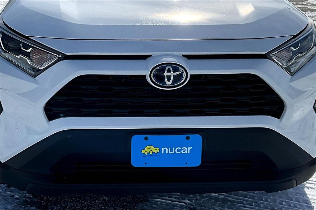 2021 Toyota RAV4 Hybrid XLE - Photo 31