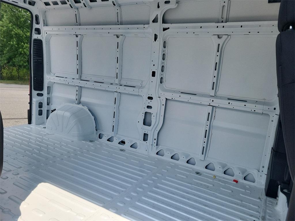 2024 Ram ProMaster 2500 High Roof - Photo 17