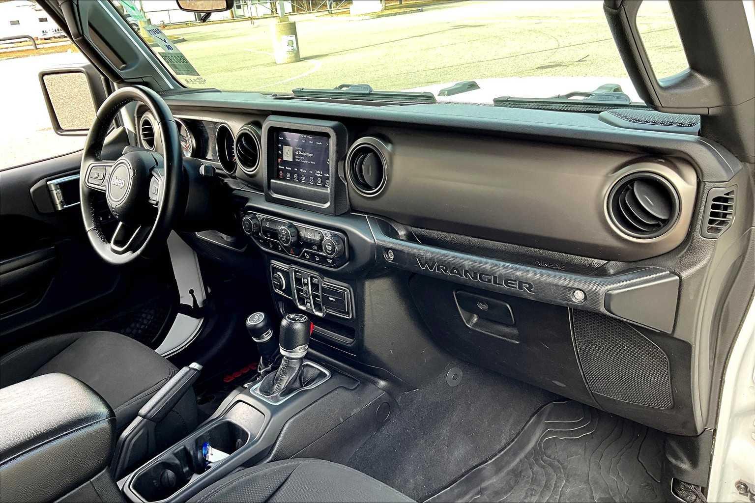 2018 Jeep Wrangler Unlimited Sport S - Photo 14