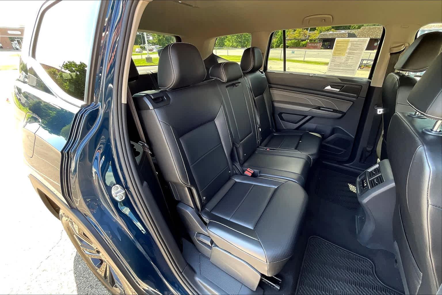 2022 Volkswagen Atlas 3.6L V6 SE w/Technology - Photo 22