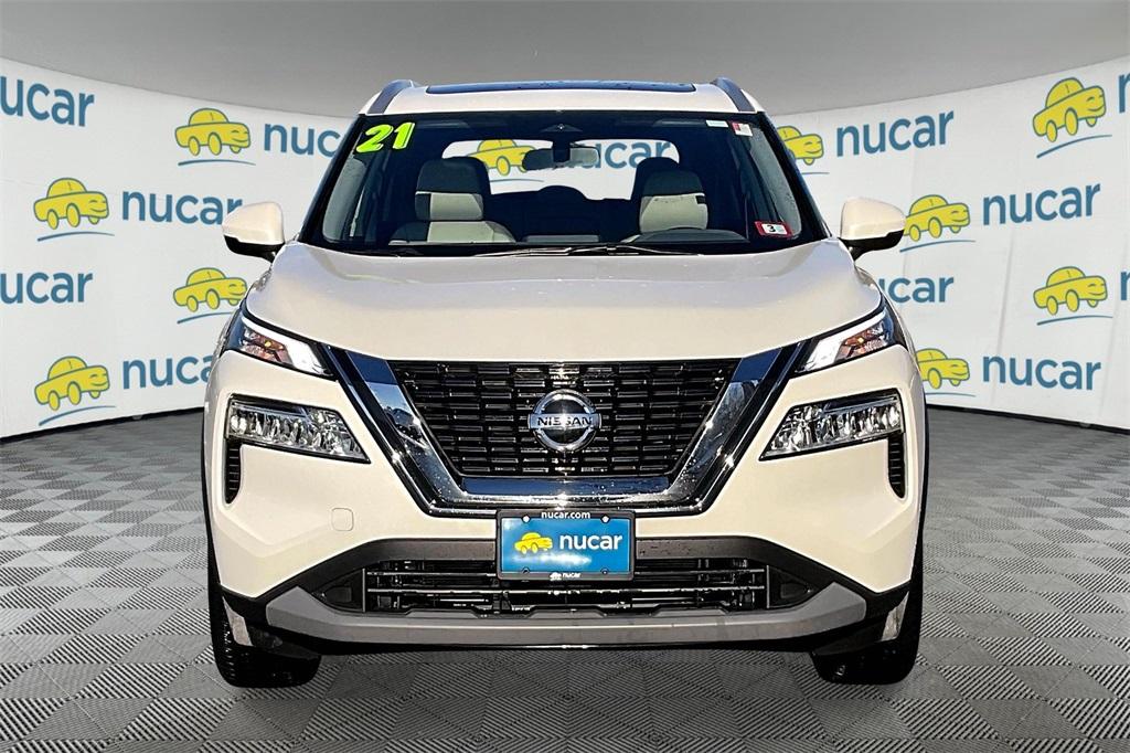 2021 Nissan Rogue SV - Photo 2