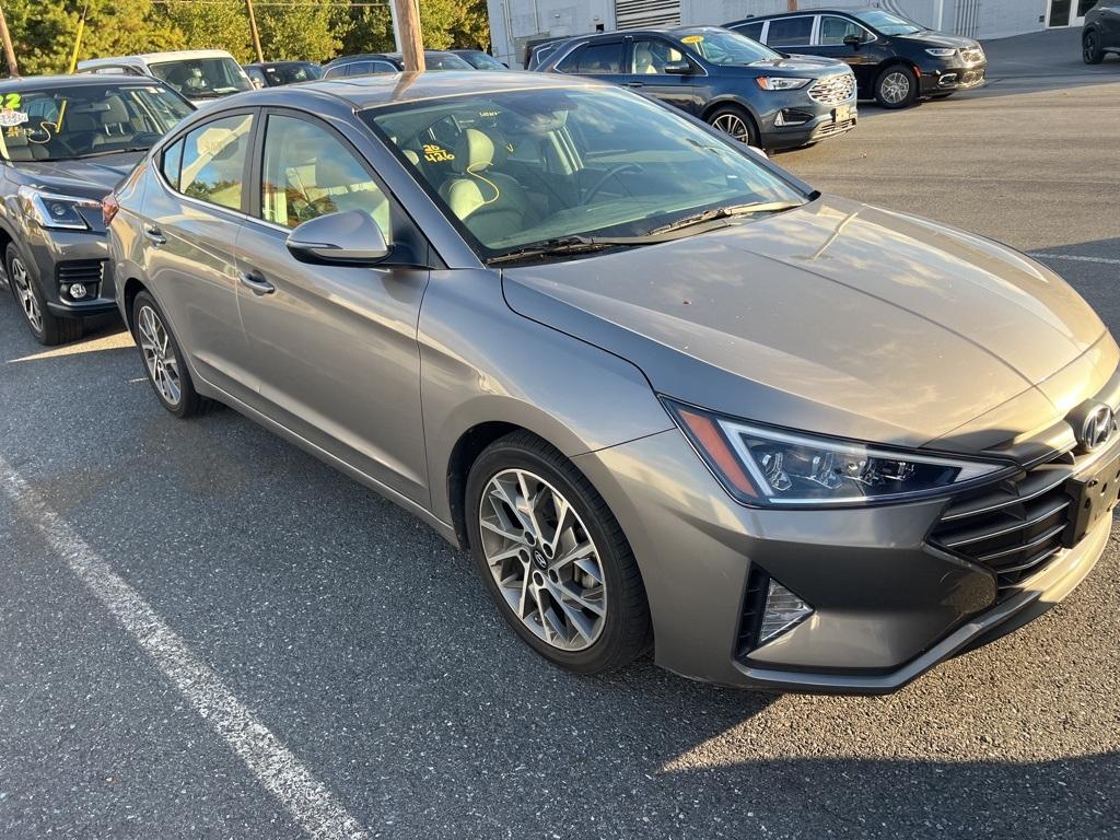 2020 Hyundai Elantra Limited - Photo 2