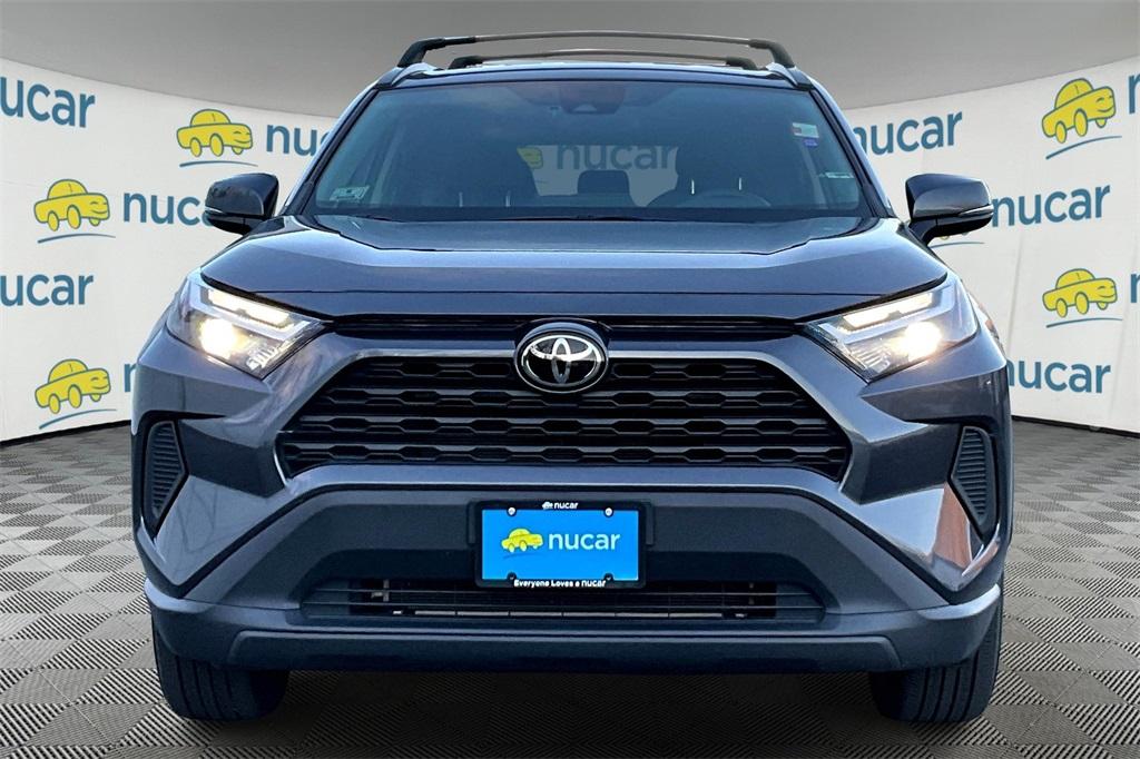 2022 Toyota RAV4 XLE - Photo 2