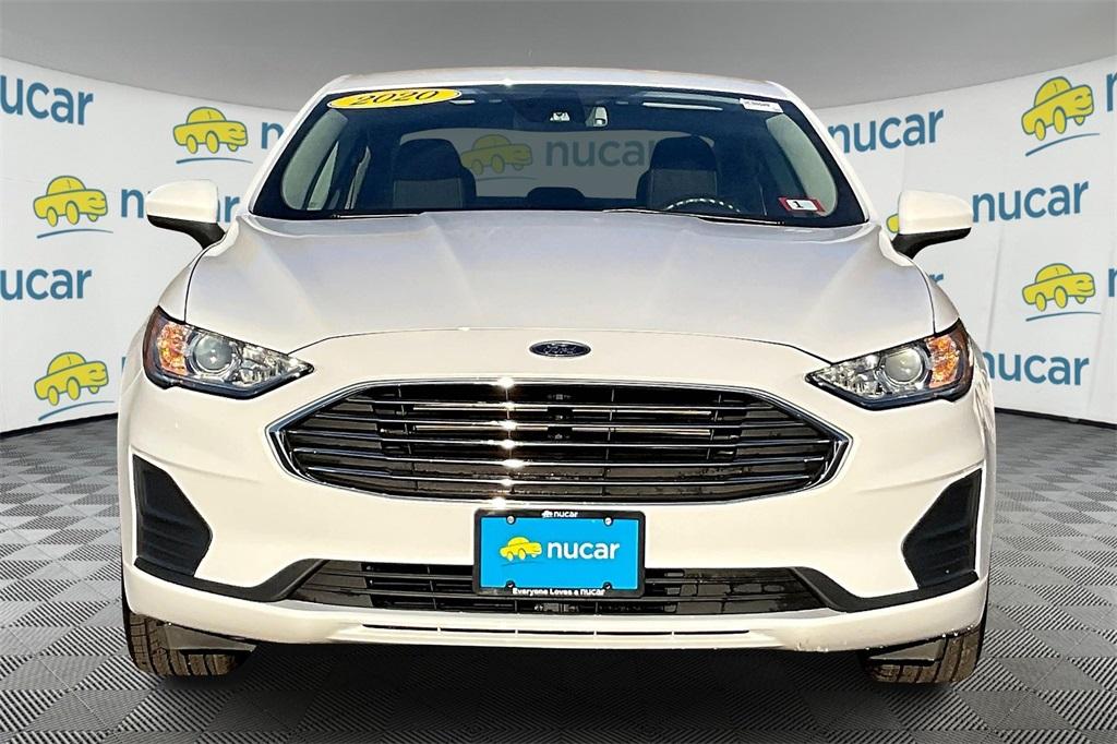 2020 Ford Fusion SE - Photo 2