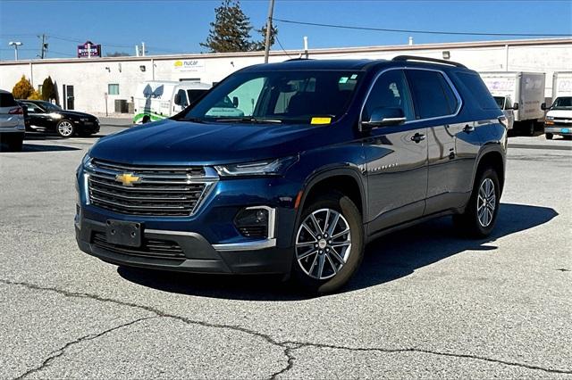 2023 Chevrolet Traverse LT - Photo 2