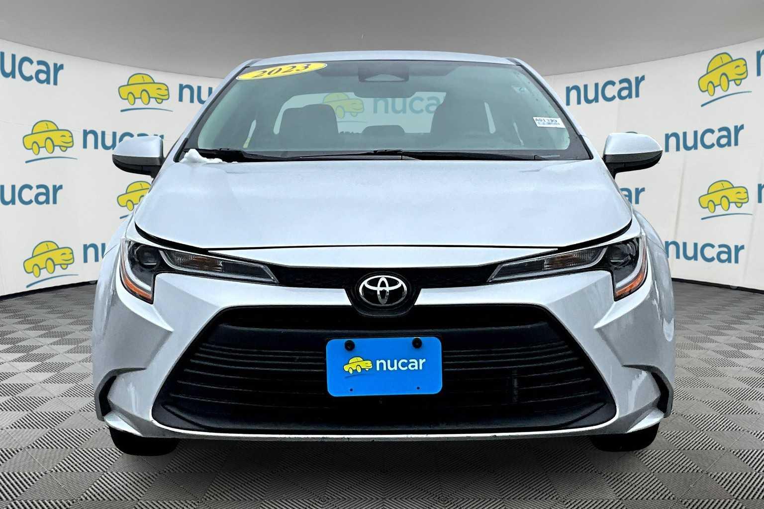 2023 Toyota Corolla LE - Photo 2