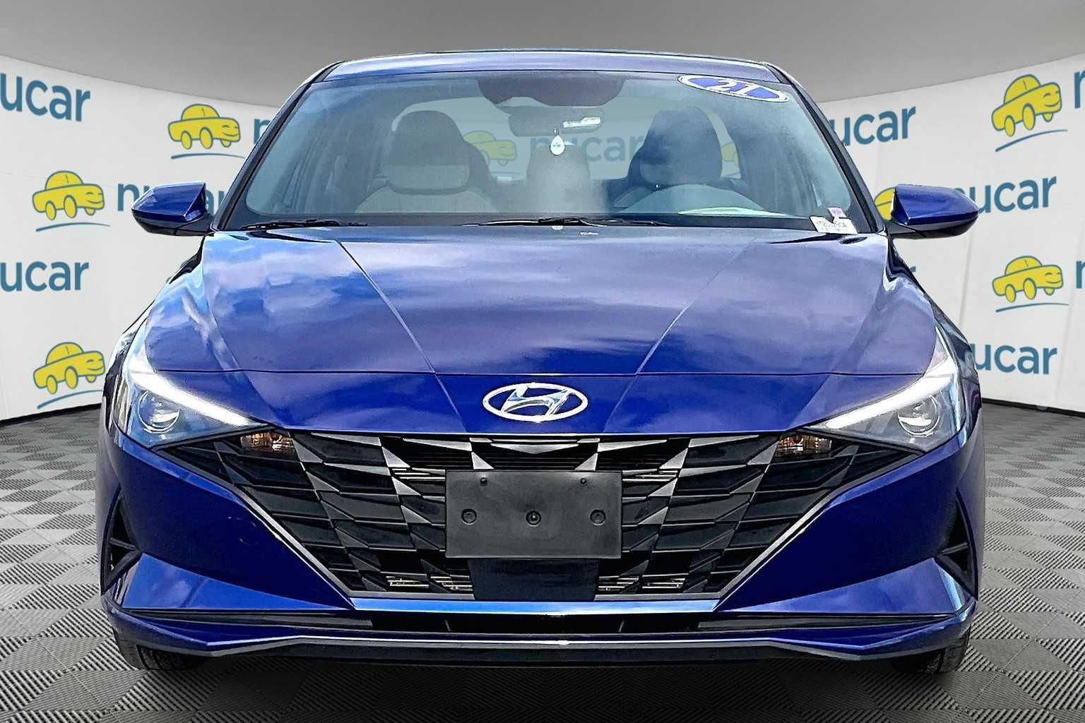 2021 Hyundai Elantra SEL - Photo 2