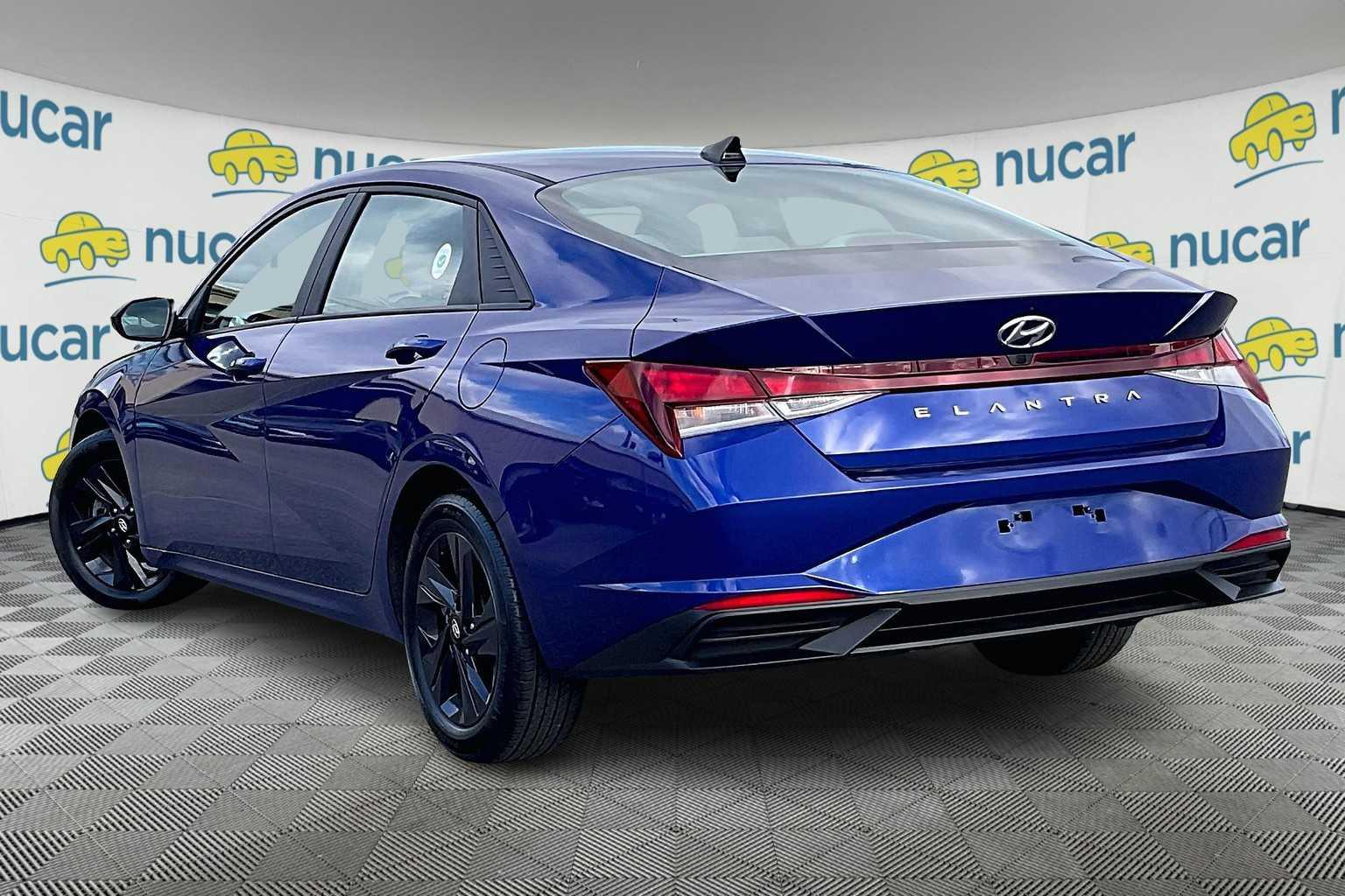 2021 Hyundai Elantra SEL - Photo 4