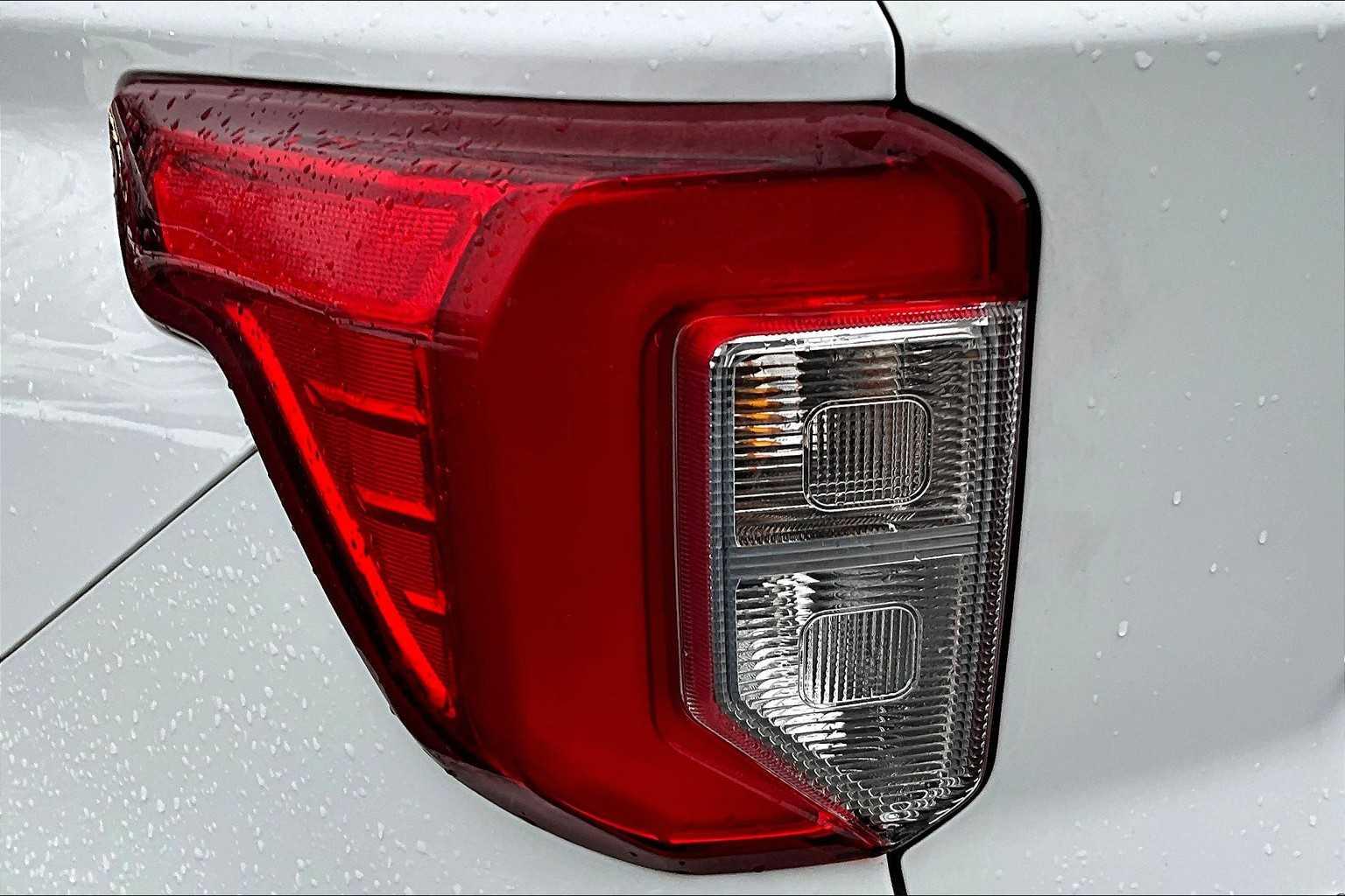 2020 Ford Explorer XLT - Photo 33