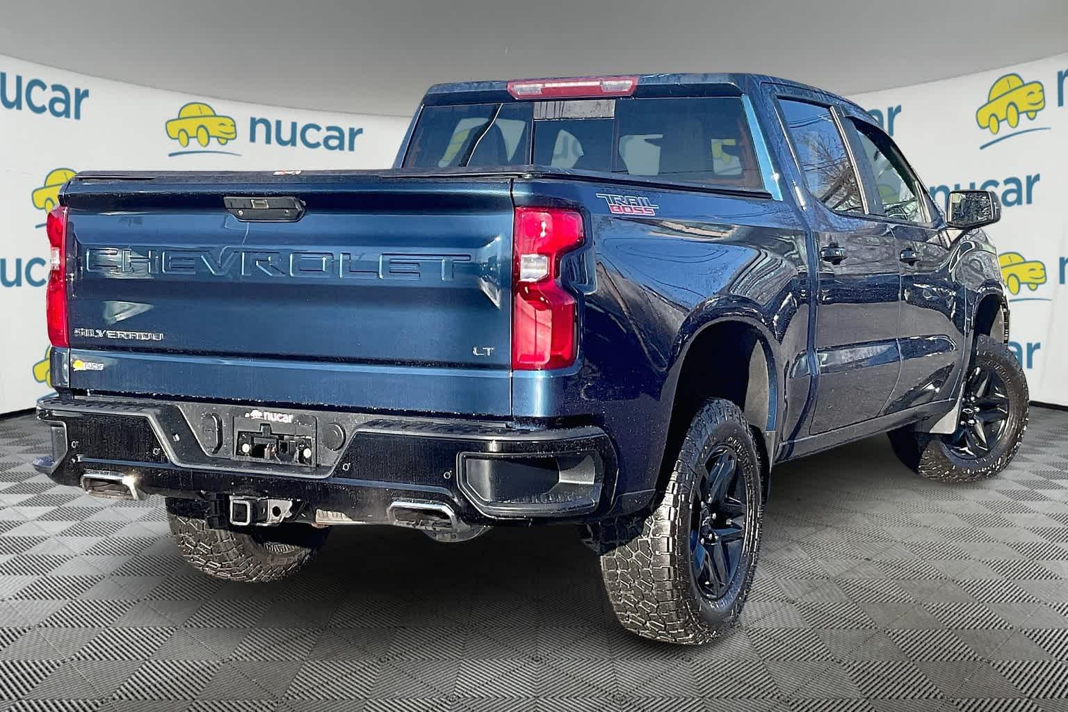 2019 Chevrolet Silverado 1500 LT Trail Boss 4WD Crew Cab 147 - Photo 12