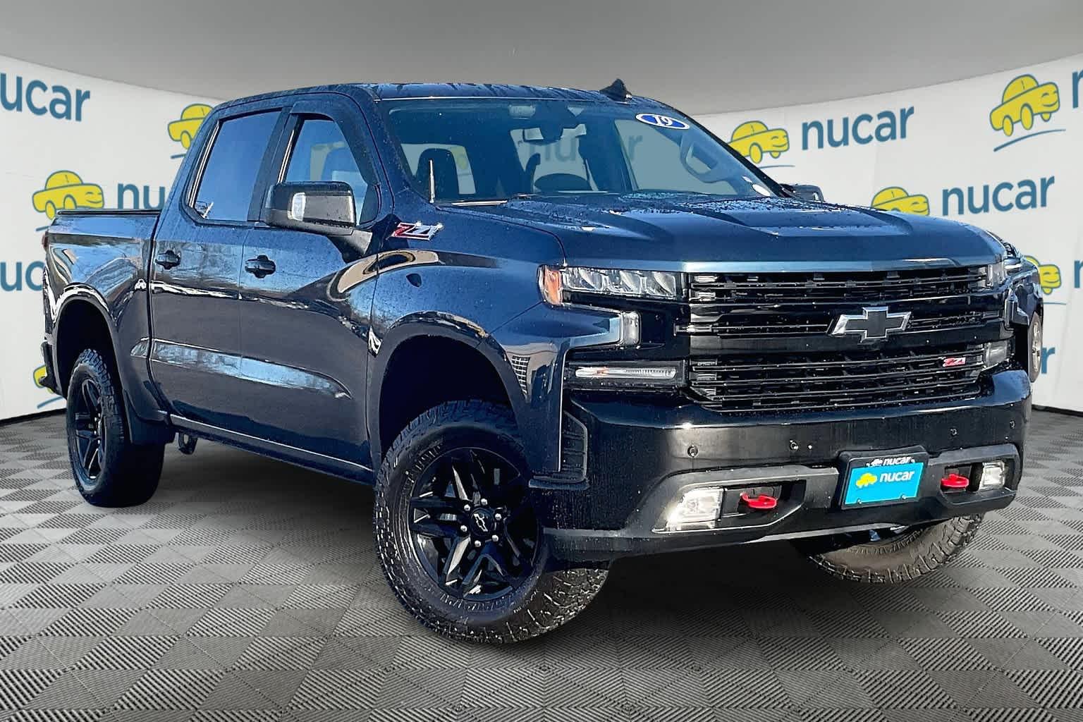 2019 Chevrolet Silverado 1500 LT Trail Boss 4WD Crew Cab 147 - Photo 2