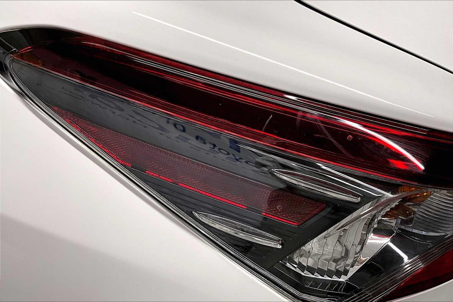 2022 Toyota Camry LE - Photo 31