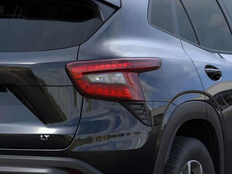 2025 Chevrolet Trax LT - Photo 11