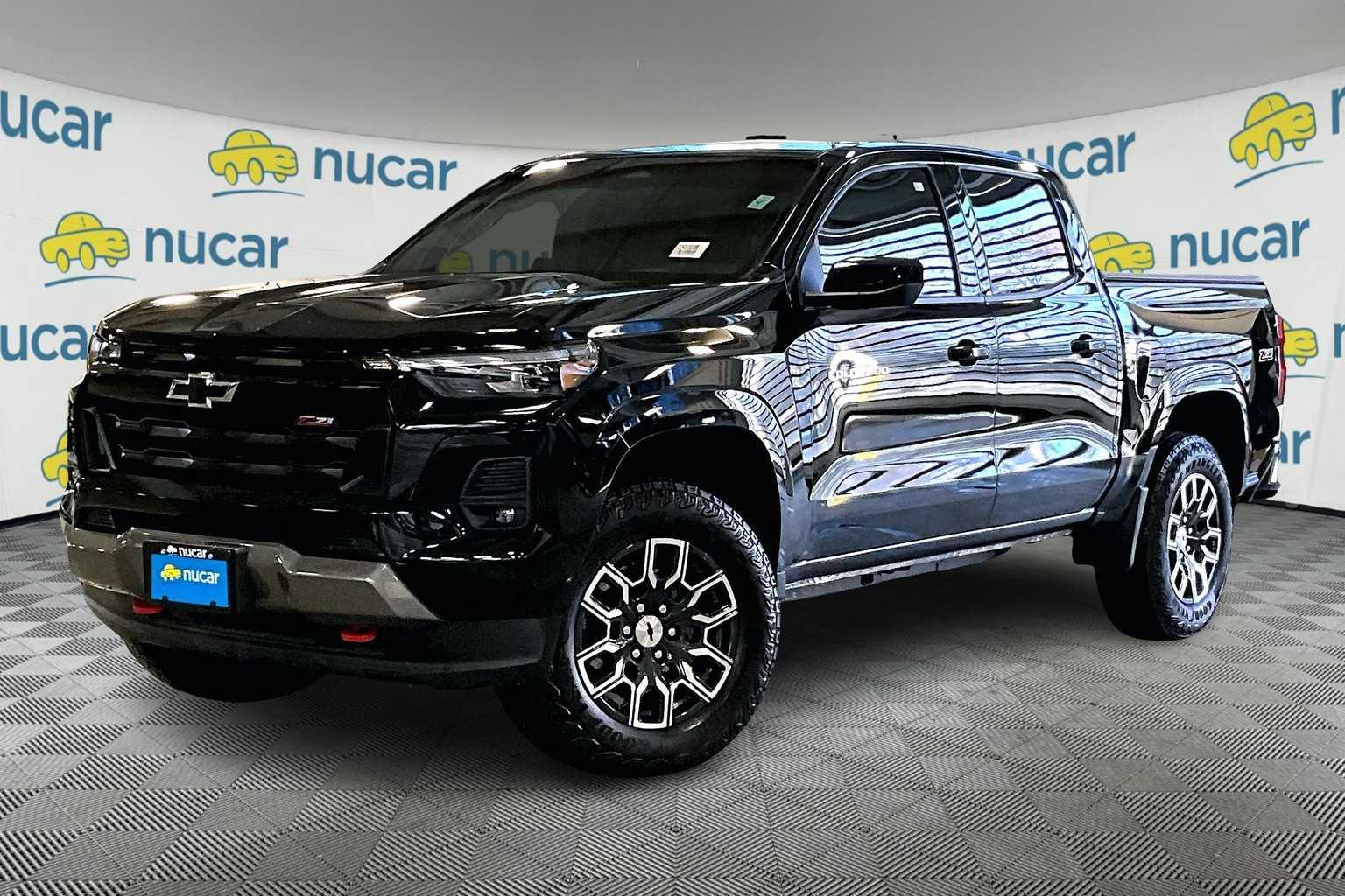 2024 Chevrolet Colorado 4WD Z71 - Photo 3