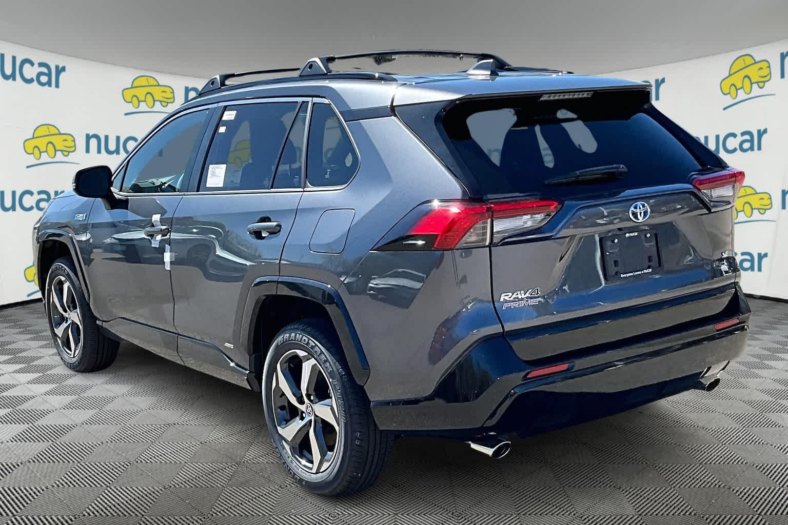 2024 Toyota RAV4 Prime SE - Photo 5