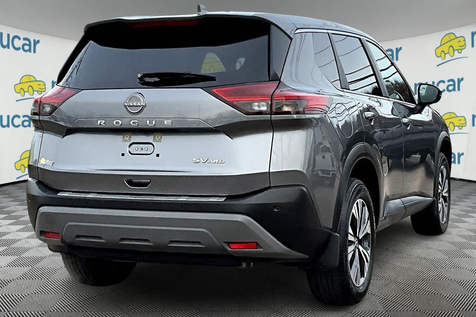 2023 Nissan Rogue SV - Photo 6