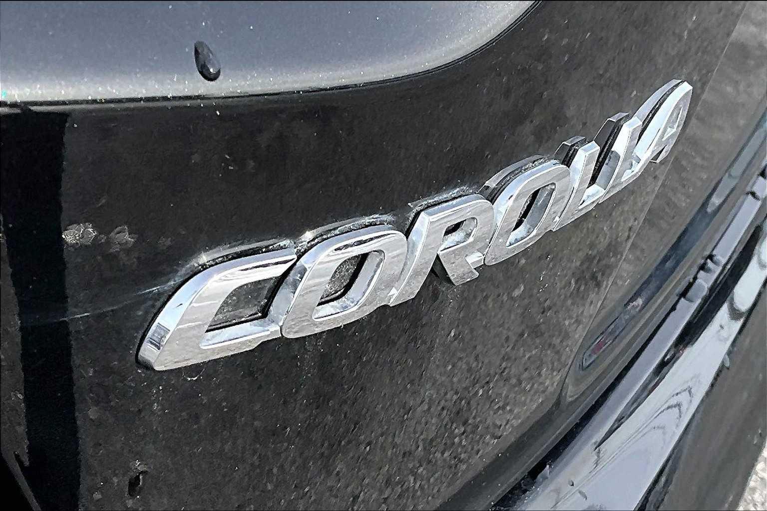 2022 Toyota Corolla LE - Photo 25