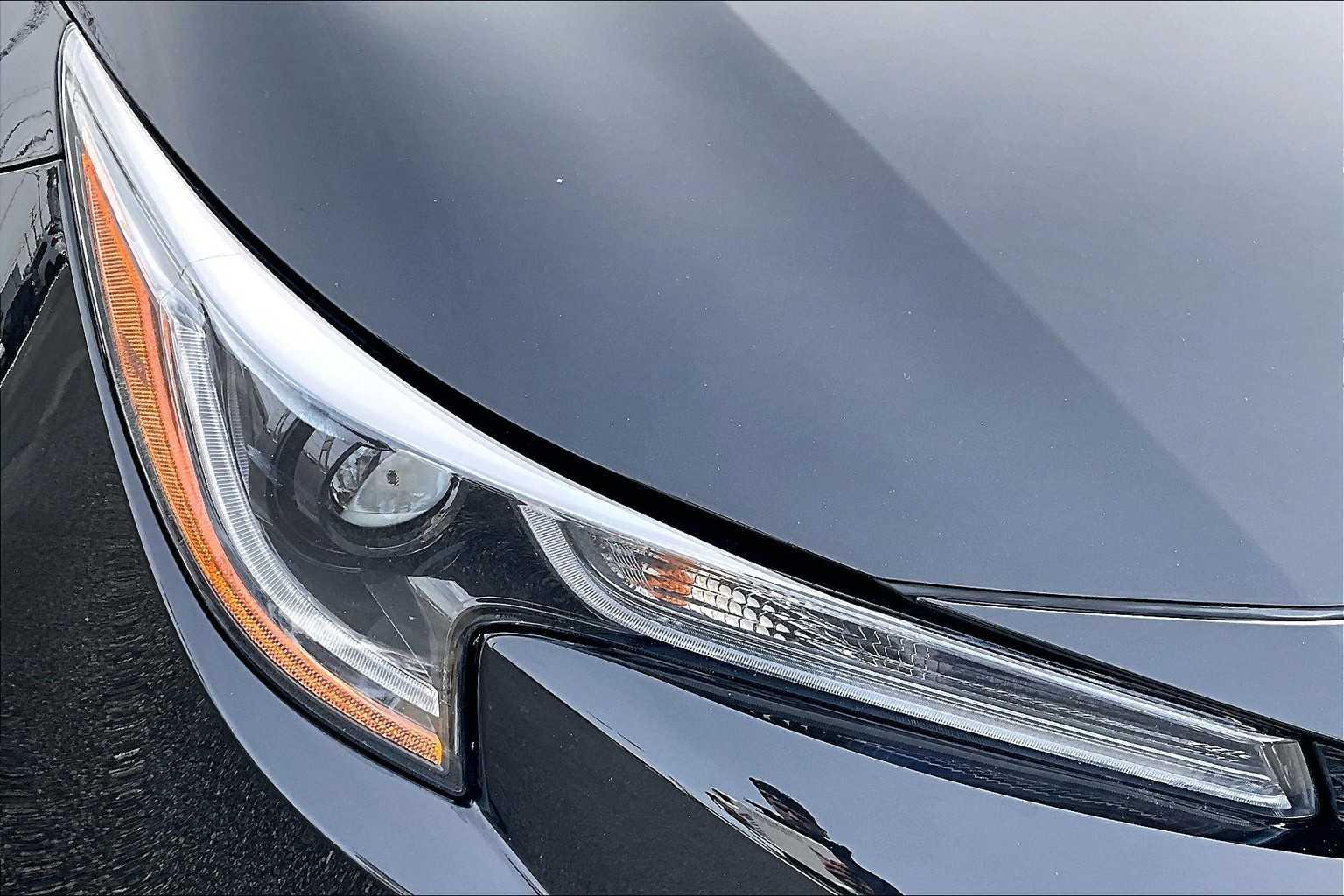 2022 Toyota Corolla LE - Photo 29