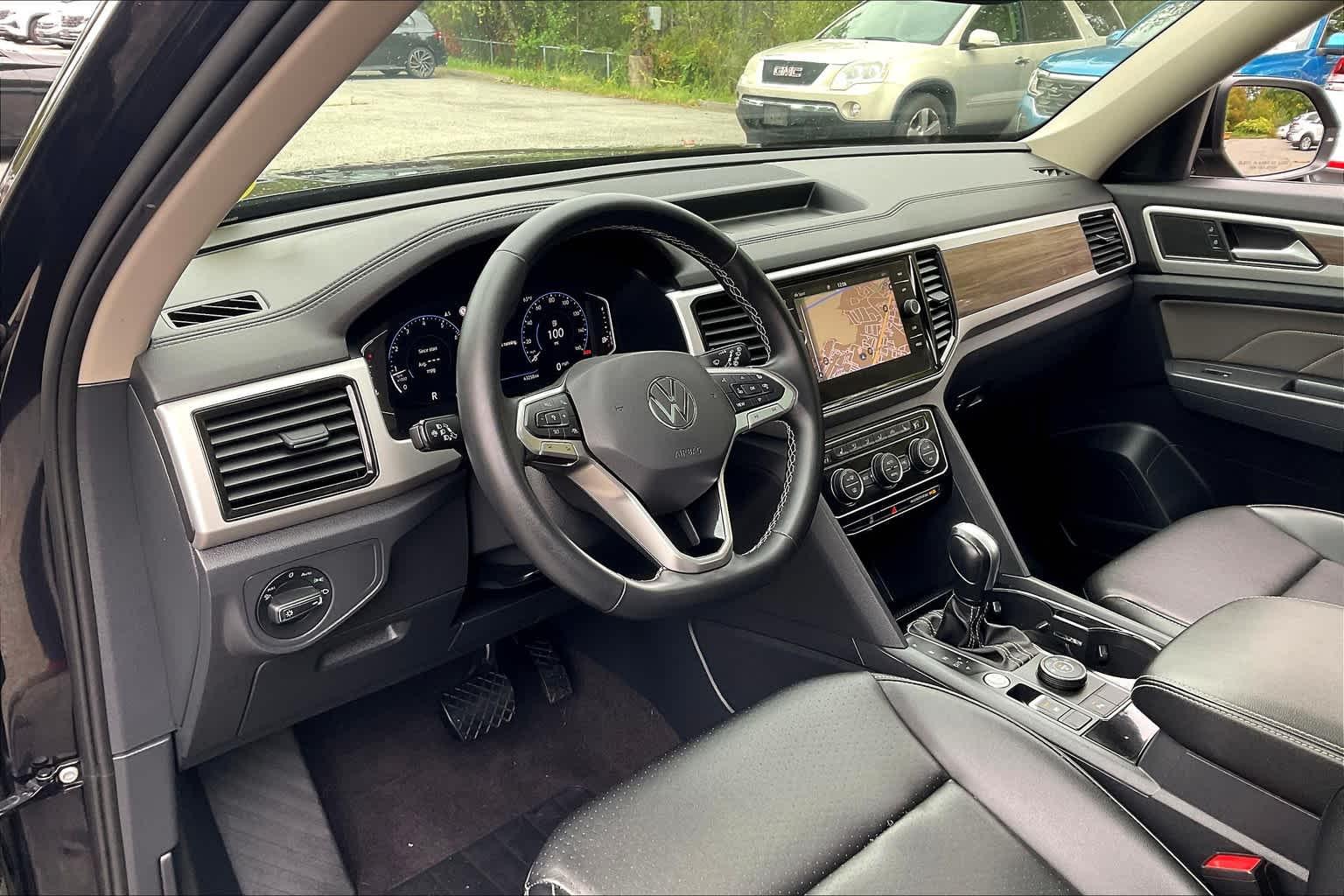 2021 Volkswagen Atlas 3.6L V6 SEL - Photo 8