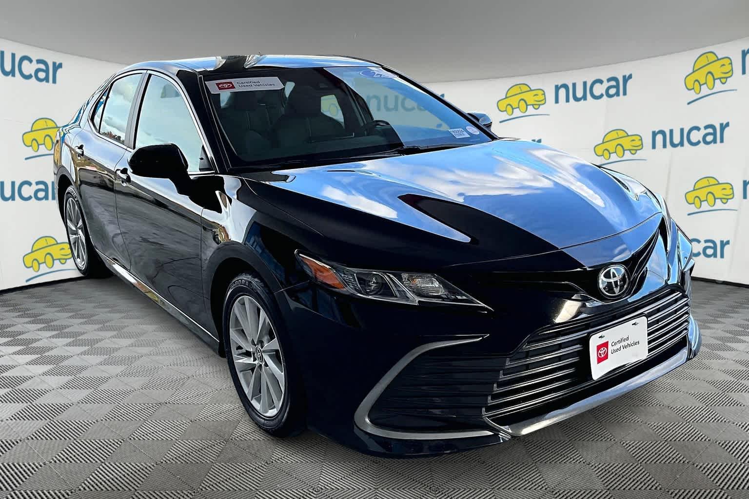 2022 Toyota Camry LE - Photo 1