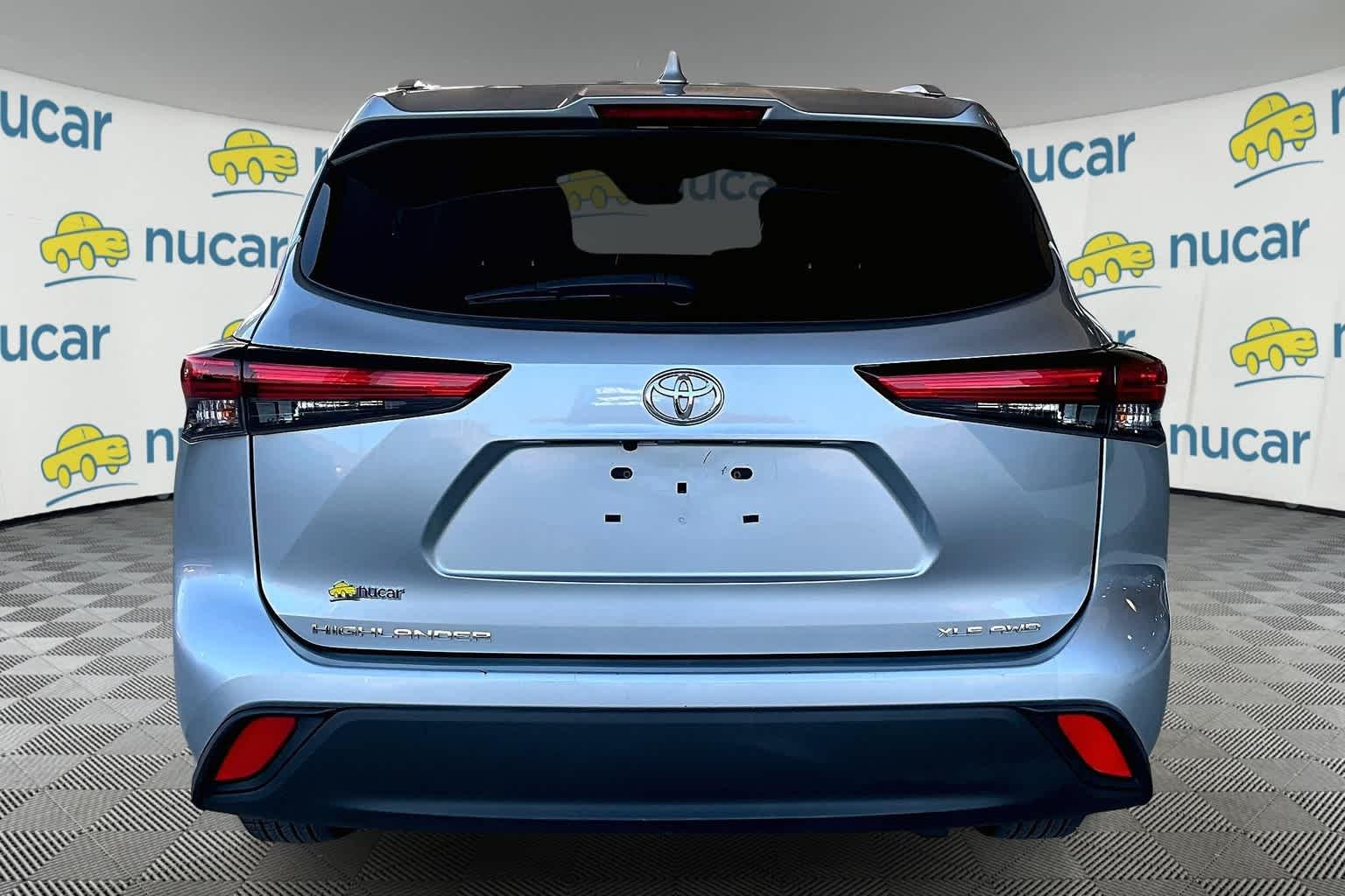 2021 Toyota Highlander XLE - Photo 5