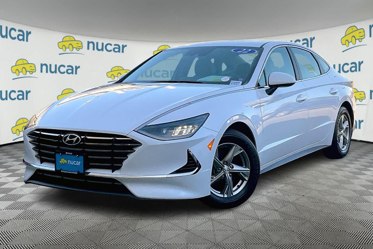 2022 Hyundai Sonata SE - Photo 3