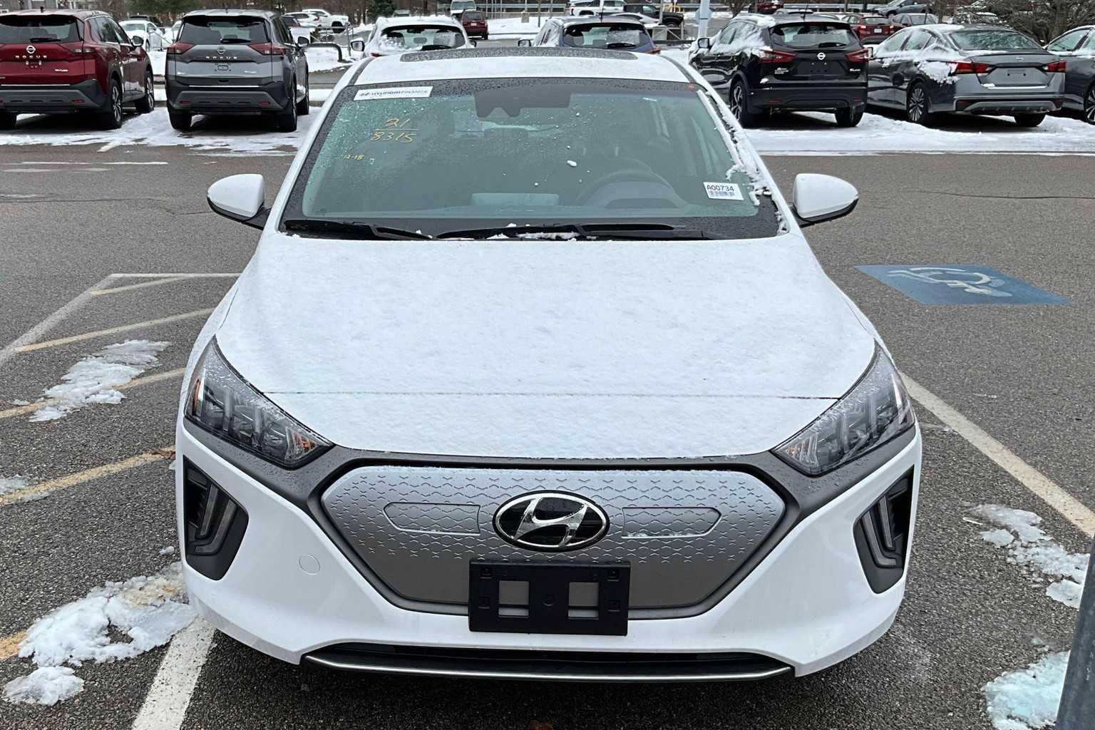 2021 Hyundai IONIQ Electric Limited - Photo 2