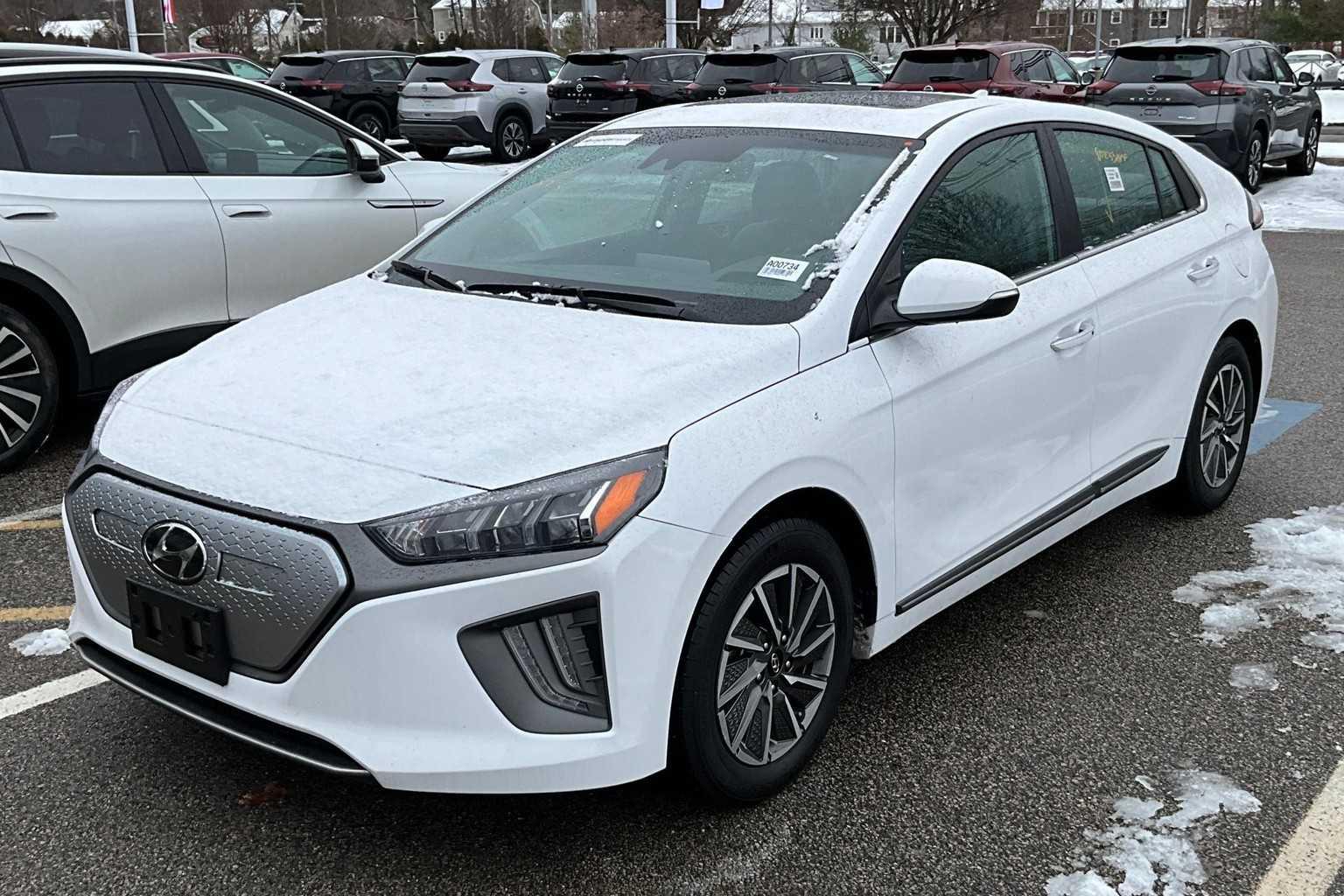 2021 Hyundai IONIQ Electric Limited - Photo 3