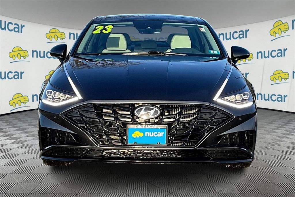 2023 Hyundai Sonata Limited - Photo 2