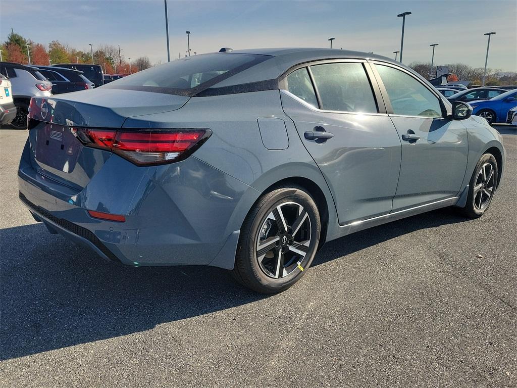 2025 Nissan Sentra SV - Photo 4